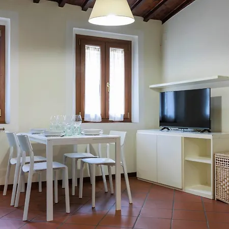 Cozy House In Ardiglione Street *