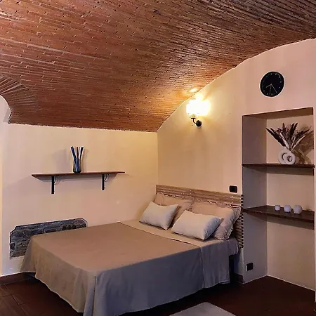 Cave House Apartmán