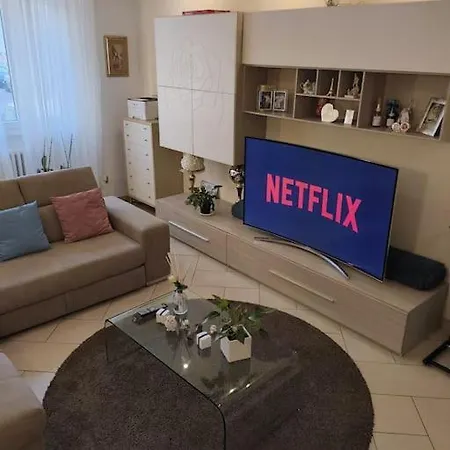 2 Stanze Apartamento *