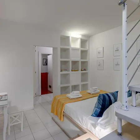 Charming Loft Near The Duomo Cathedral Apartamento Florencia