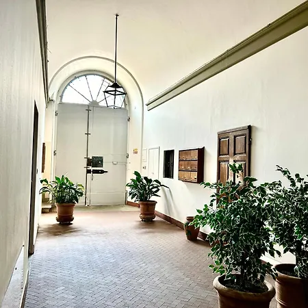 Torre Elvira Apartment