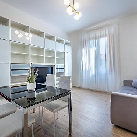 Yd Aleardi Luminous And Comfy Apartment Florence