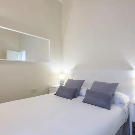 Apartment Beautiful Flat In Oltrarno Florenz