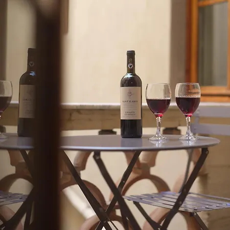 Apartment Beautiful Flat In Oltrarno Florenz