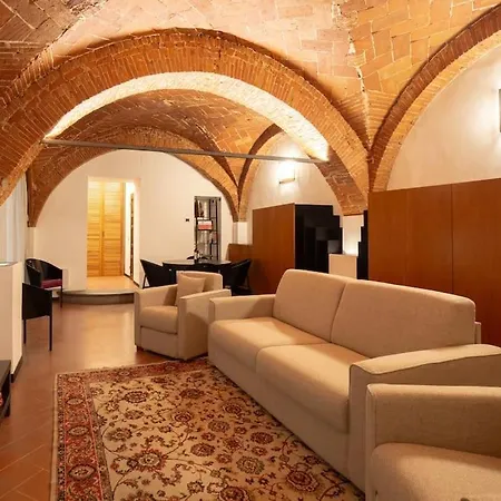 Benci In Apartment Florenz