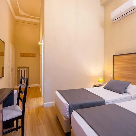 Astrid Hotel 3*