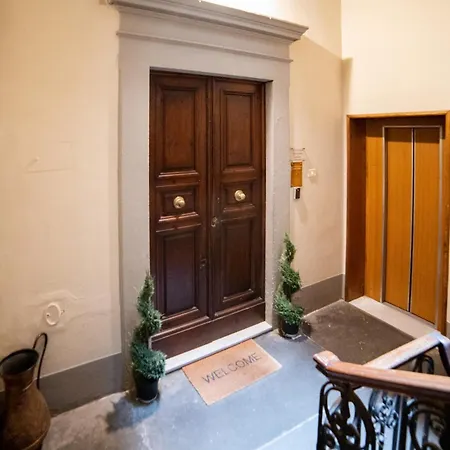 Affittacamere Coco Places Panerai, Centro Storico 2*