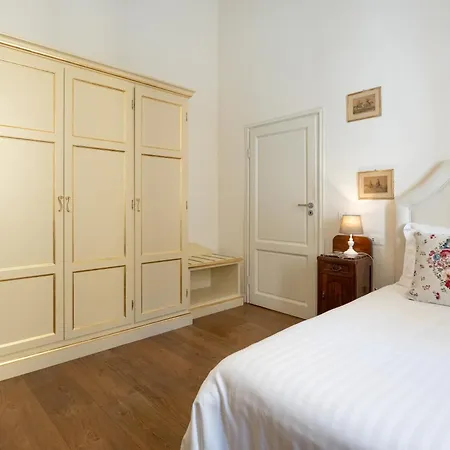 לינה וארוחת בוקר Palazzo D'ambra Residenza D'epoca
