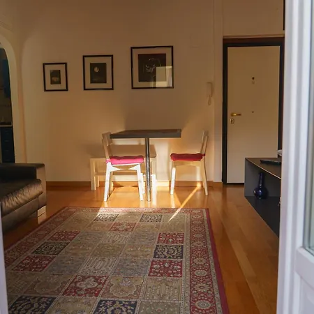 Cozy 1-br Near Ponte Vecchio Daire *