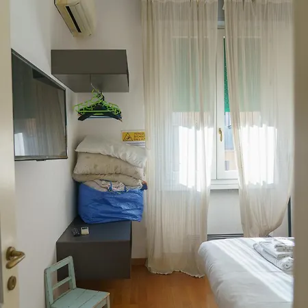 Cozy 1-br Near Ponte Vecchio Daire *