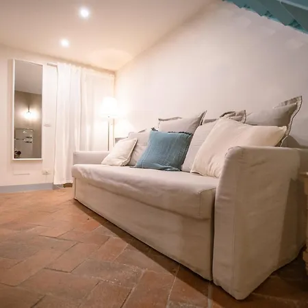 Azzurra Elegant Апартаменты