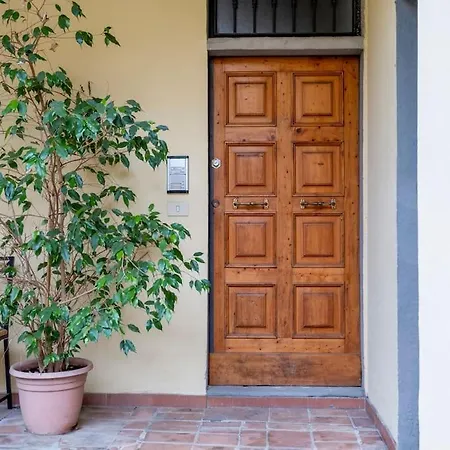 Elena's With Lodge, Near The Center * Florencia