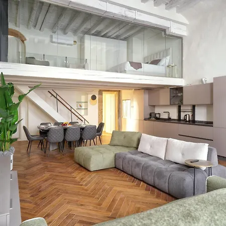 Loft Moderno Vista Centro Citta J House
