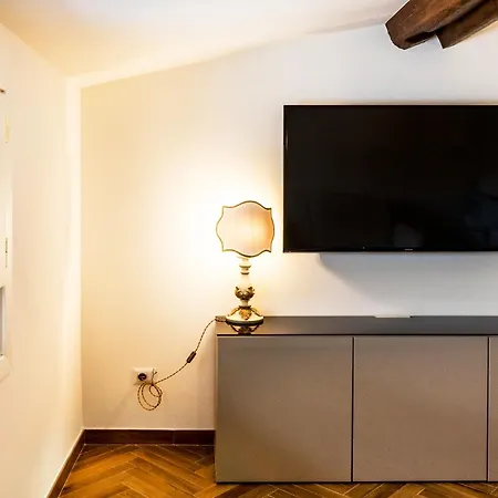 Evaluna Apartment Florence