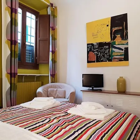 Charming Garden In Apartamento
