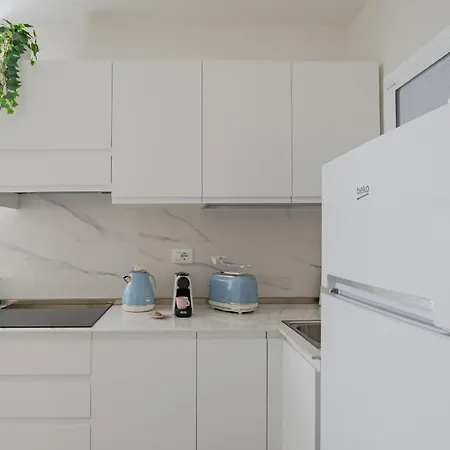 Via Ponte Alle Mosse, 19 - Charming - A Chic, Newly Renovated Near Tram Leopolda, A Few Min From Downtown Appartamento Firenze