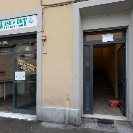 Appartamento Via Ponte Alle Mosse, 19 - Charming - A Chic, Newly Renovated Near Tram Leopolda, A Few Min From Downtown