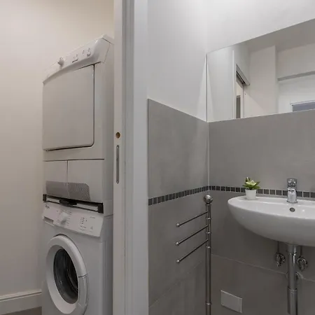 Careggi-rifredi Chic Tramvia-parking Apartment Florence