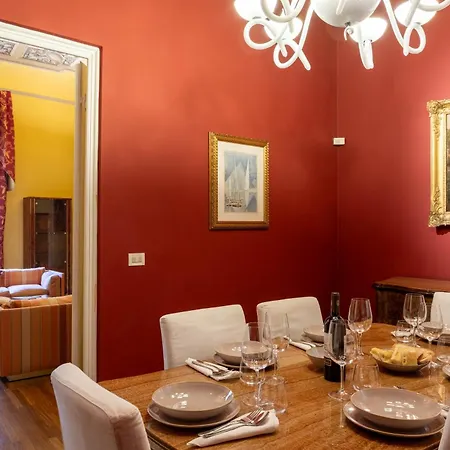 Royal Mansion Of Tommaso Corsini Florence
