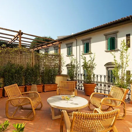 Time Tomorrow In Apart Otel Floransa