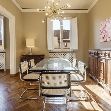 Apartment Penthouse In Piazza Della Signoria Duomo View Florenz