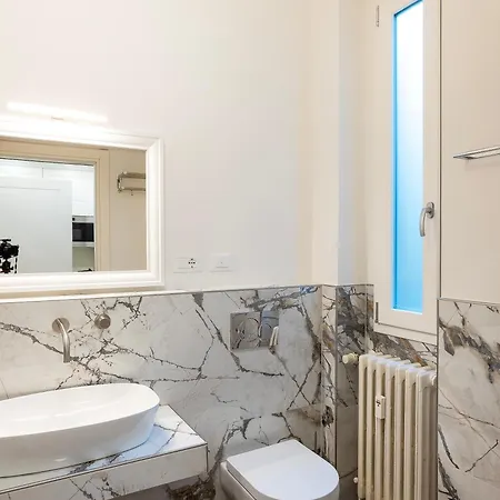 Fourseason's Luxury D'art Florenz