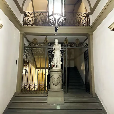 Four Season's Luxury D'art Florence