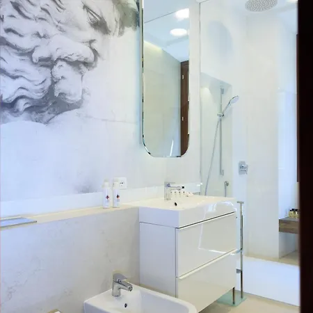 Apartment Adam And Eve Florence