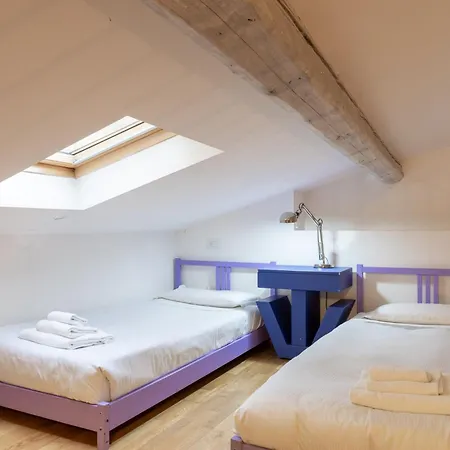 Apartment Sant'ambrogio - Leonardo Florenz