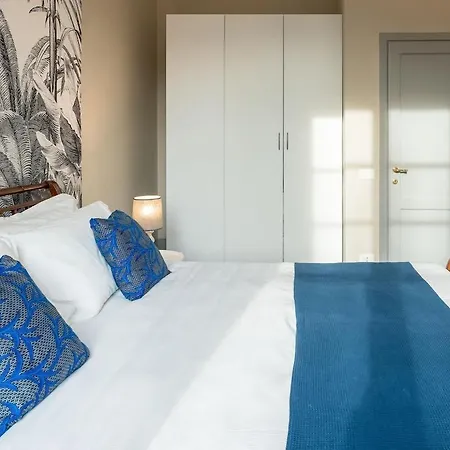 Apartment Stunning In Antique Xii