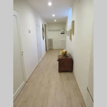 Lovely With Stunning View Apartment