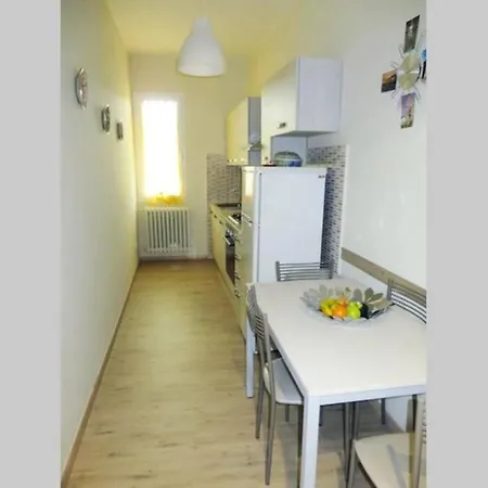 Lovely With Stunning View Apartment *