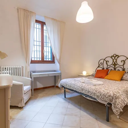 Le Petit Jardin Center Daire