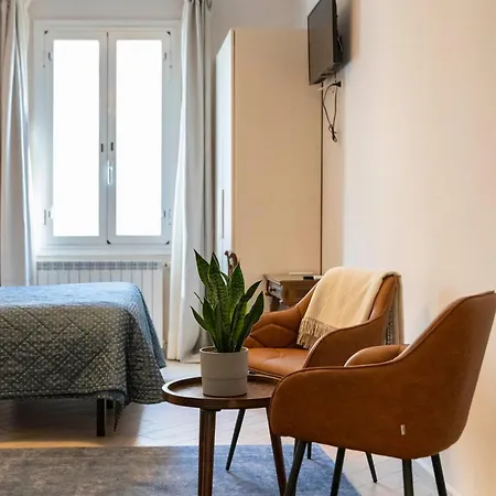 Zanobi 45 * Florence