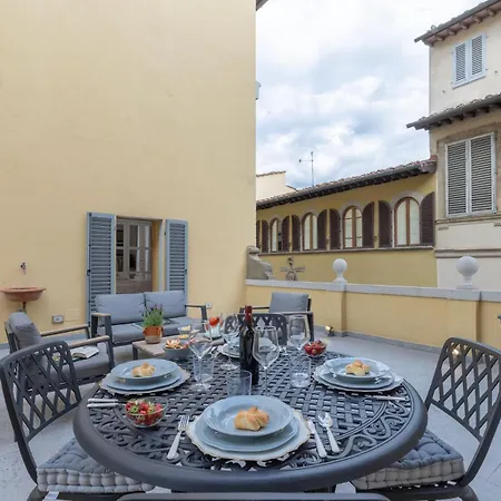Design With Large Terrace * Florença