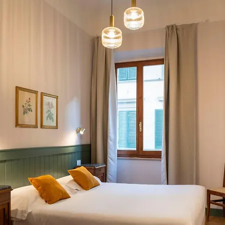 Zanobi 45 * Florence