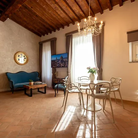 Palazzo Doni By Art