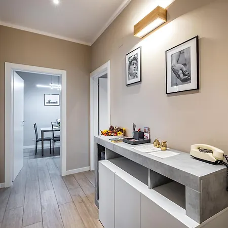 Yd Ghirlandaio Cozy Florenz