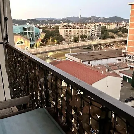 New, Bright, Cozy With View Daire *