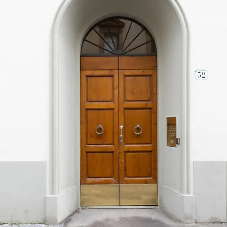Apartment Sant'ambrogio Elegant *