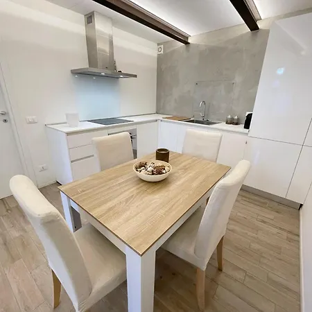 Glamour Toselli Apartman