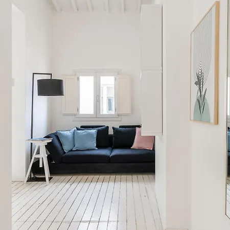 Apartment Laura 10 *