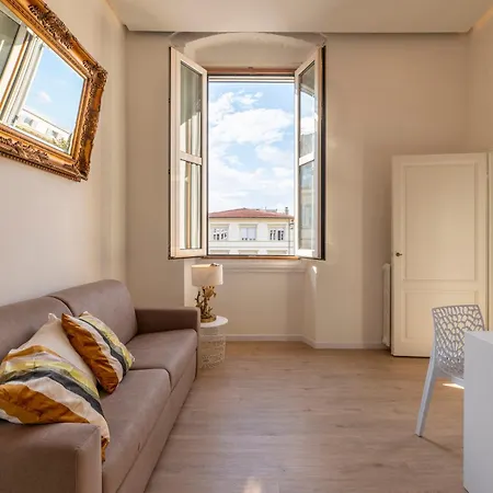 Apartment Golden House San Lorenzo