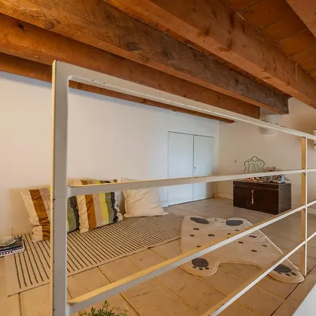 Golden House San Lorenzo Florence