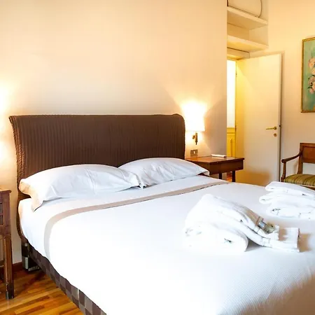 Florence Prestige Nel Heart Of Ponte Vecchio Villa *