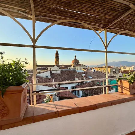 A Terrace In Oltrarno Apartment *