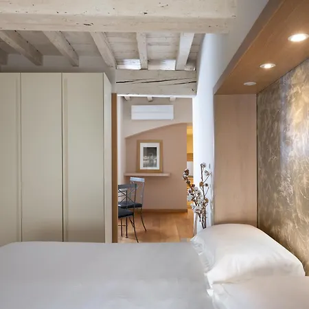 Relais Piazza Signoria 3* פירנצה