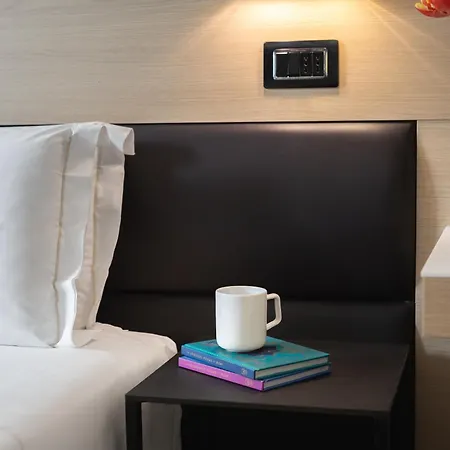Globus Urban Hotel 4*