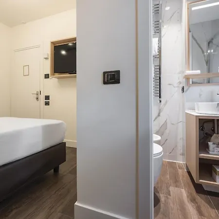 Globus Urban Hotel 4*