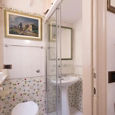 Wonderful Terrace Over Ponte Vecchio With Elevator Apartment *